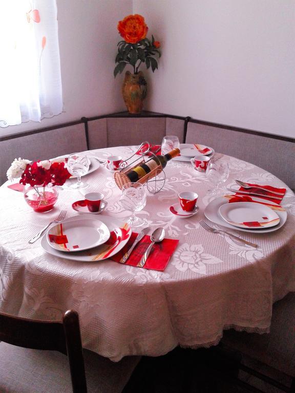 Apartment Trsina Rakalj Екстериор снимка