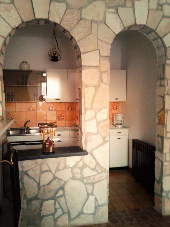 Apartment Trsina Rakalj Екстериор снимка